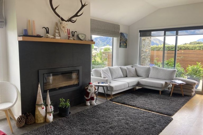 Photo of property in 3 Edgewood Place, Wanaka, 9305