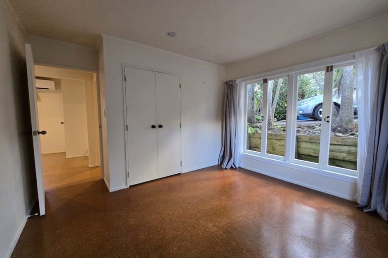 Photo of property in 218 Wade River Road, Wade Heads, Whangaparaoa, 0932