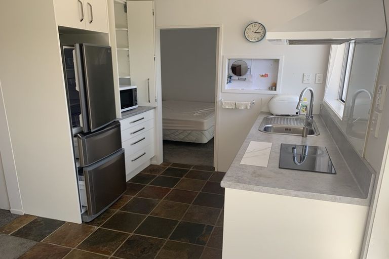 Photo of property in 12 Totara Road, Stanmore Bay, Whangaparaoa, 0932