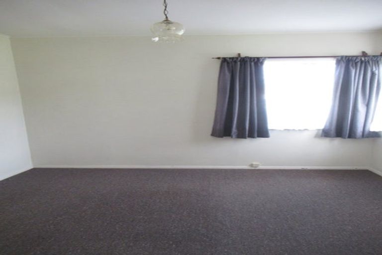 Photo of property in 27 Hall Crescent, Epuni, Lower Hutt, 5011