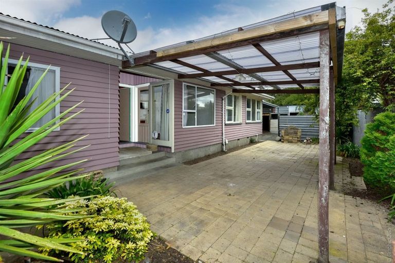 Photo of property in 18 Rowan Avenue, Aranui, Christchurch, 8061