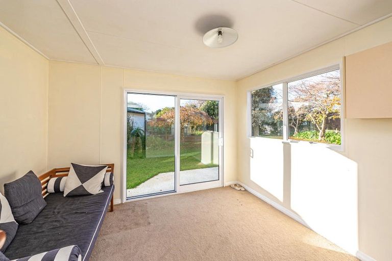 Photo of property in 12 Dawson Street, Pahiatua, 4910