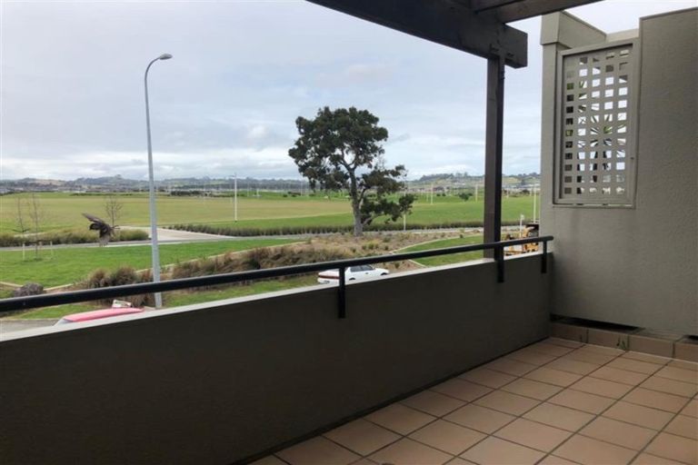 Photo of property in 6/150 Chapel Road, Flat Bush, Auckland, 2019