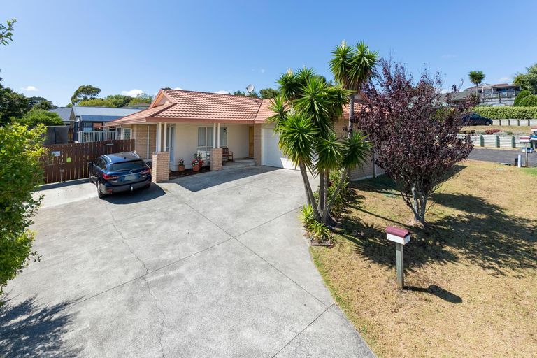 Photo of property in 9 Isabella Drive, Pukekohe, 2120