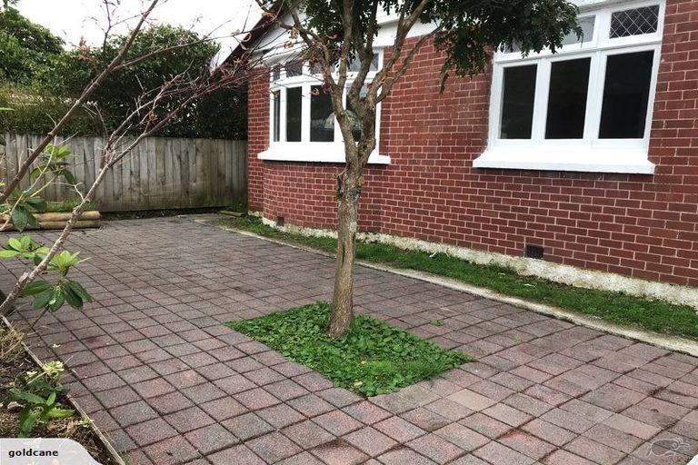 Photo of property in 28 Chamberlain Road, Karori, Wellington, 6012