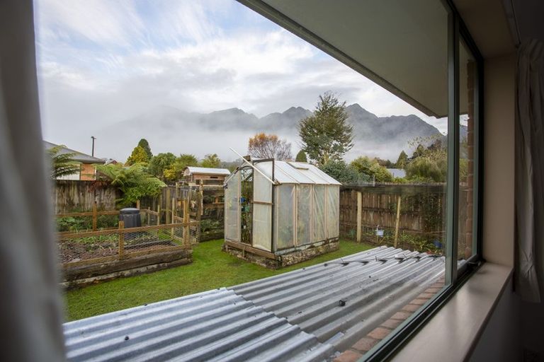 Photo of property in 17 Pekanga Drive, Fox Glacier, 7886