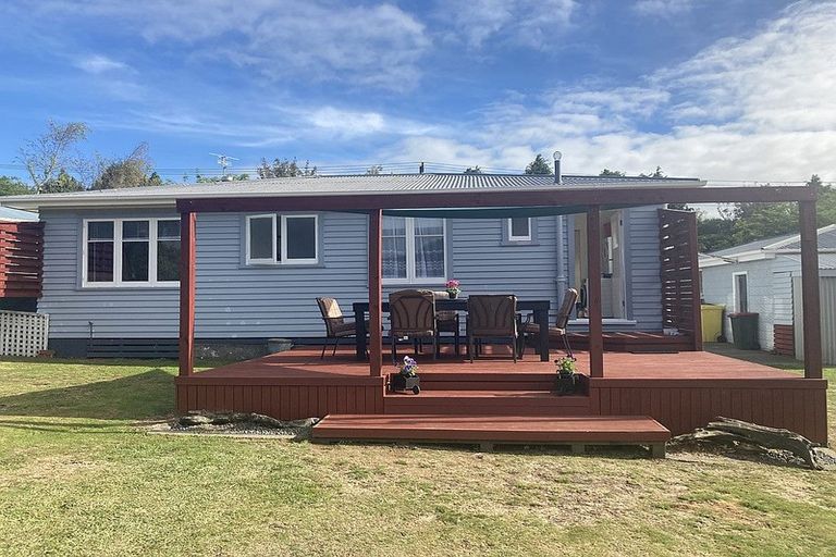 Photo of property in 5 Page Street, Stratford, 4332