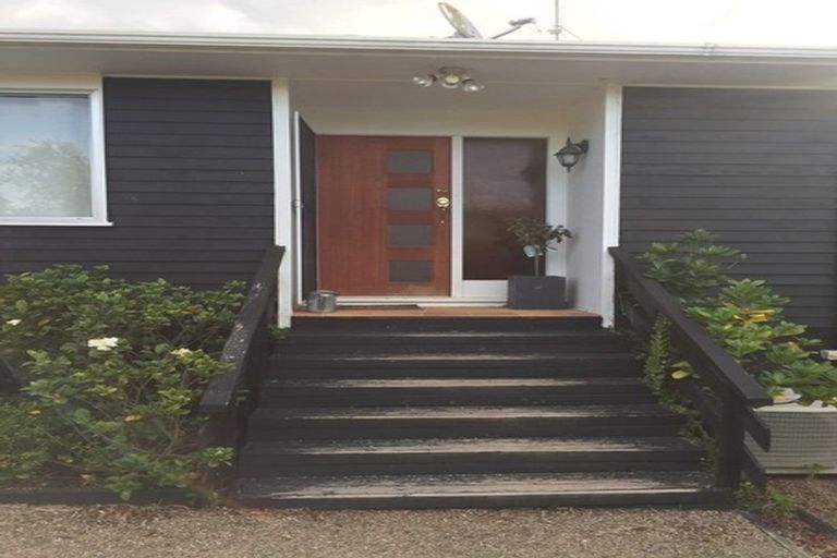 Photo of property in 1/47 Flaxdale Street, Birkdale, Auckland, 0626