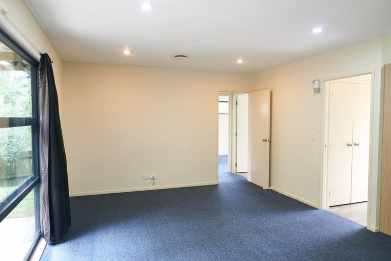 Photo of property in 30 Redwood Drive, Massey, Auckland, 0614