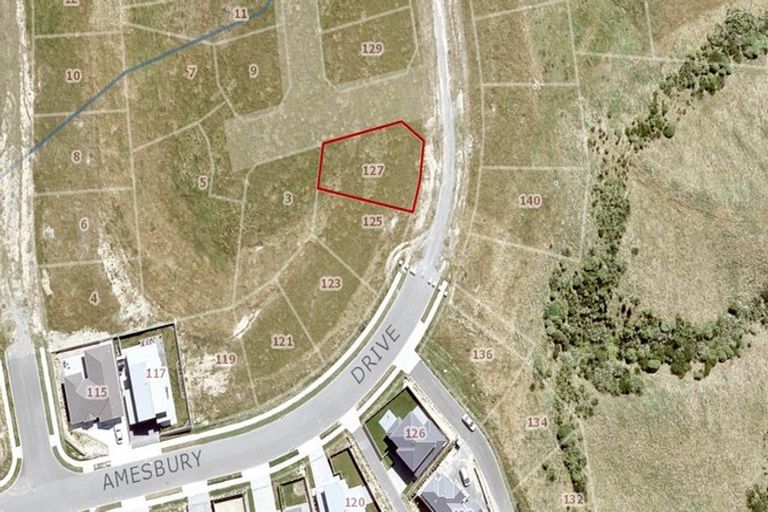 Photo of property in 127 Amesbury Drive, Churton Park, Wellington, 6037