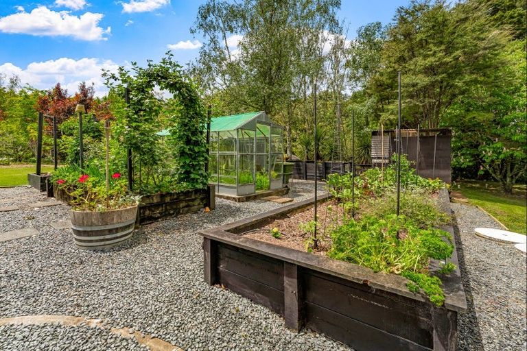 Photo of property in 28 Kaipara Flats Road, Dome Forest, Warkworth, 0981
