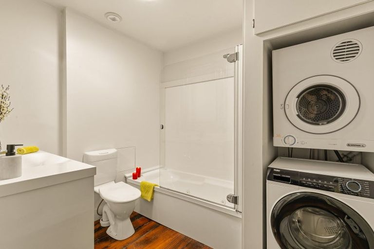 Photo of property in Hannahs Warehouse Apartments, 22/13 Leeds Street, Te Aro, Wellington, 6011