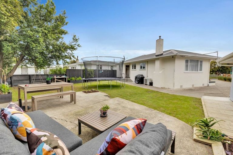 Photo of property in 22 Nottingham Avenue, Awapuni, Palmerston North, 4412