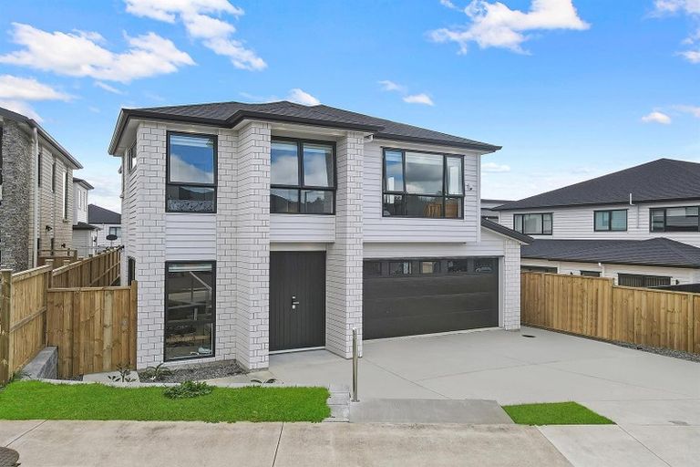 Photo of property in 47 Drumbuoy Drive, Flat Bush, Auckland, 2019