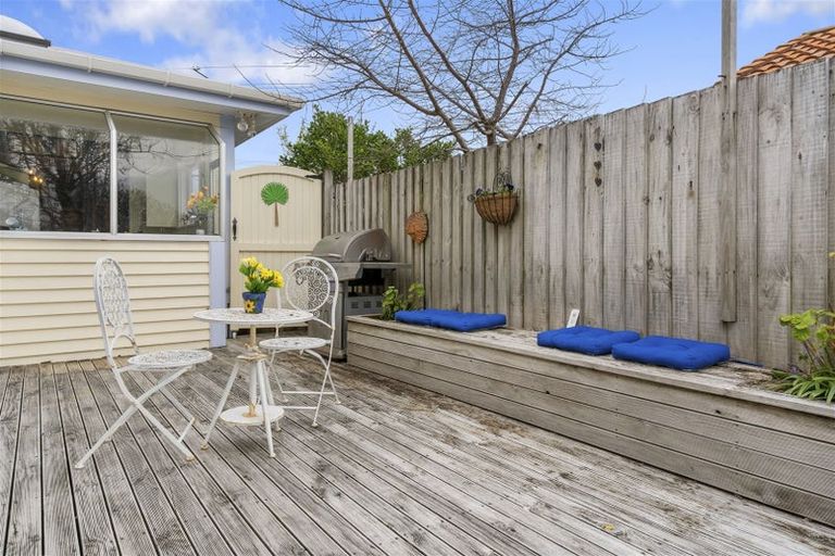 Photo of property in 16 Ariki Street, Boulcott, Lower Hutt, 5010