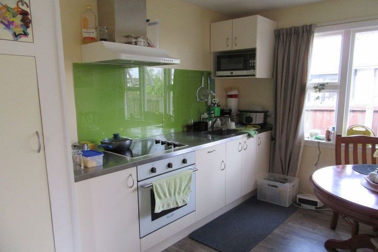 Photo of property in 19 Pinehurst Crescent, Russley, Christchurch, 8042