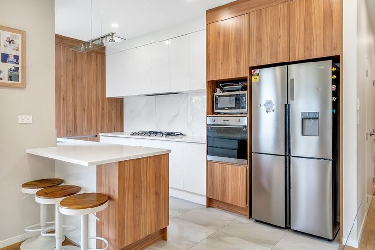 Photo of property in 5 Sapwood Crescent, Takanini, 2110