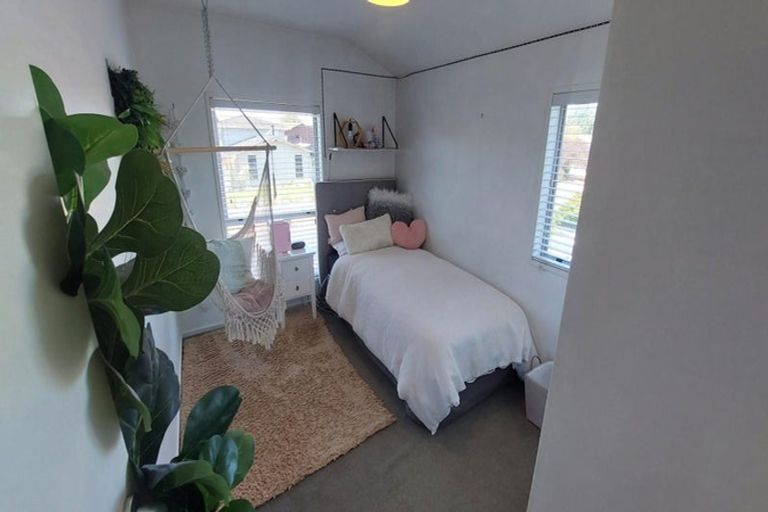 Photo of property in 25 Yellowstone Crescent, Burwood, Christchurch, 8083