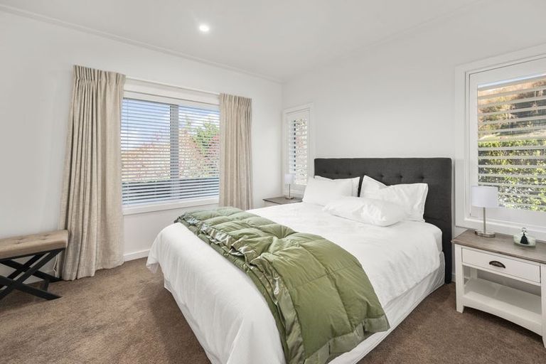 Photo of property in 2/21 Highland Drive, Acacia Bay, Taupo, 3385