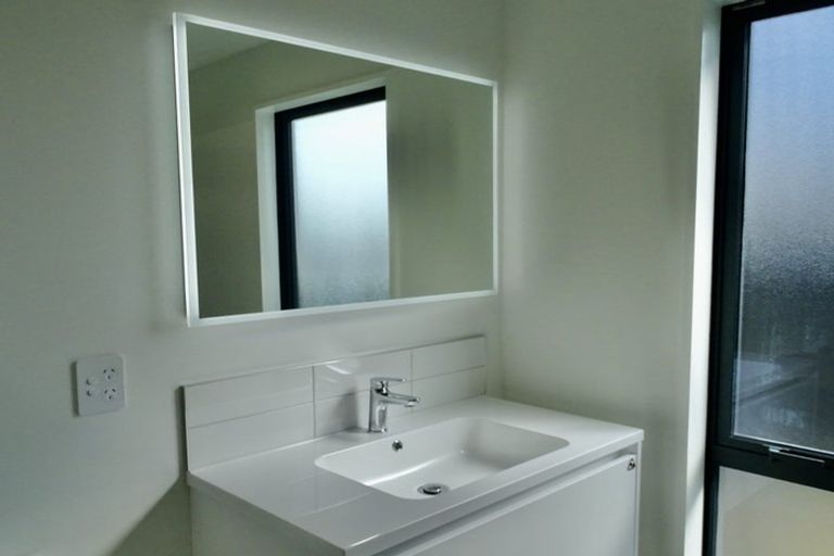 Photo of property in 13 Oakmill Drive, Casebrook, Christchurch, 8051