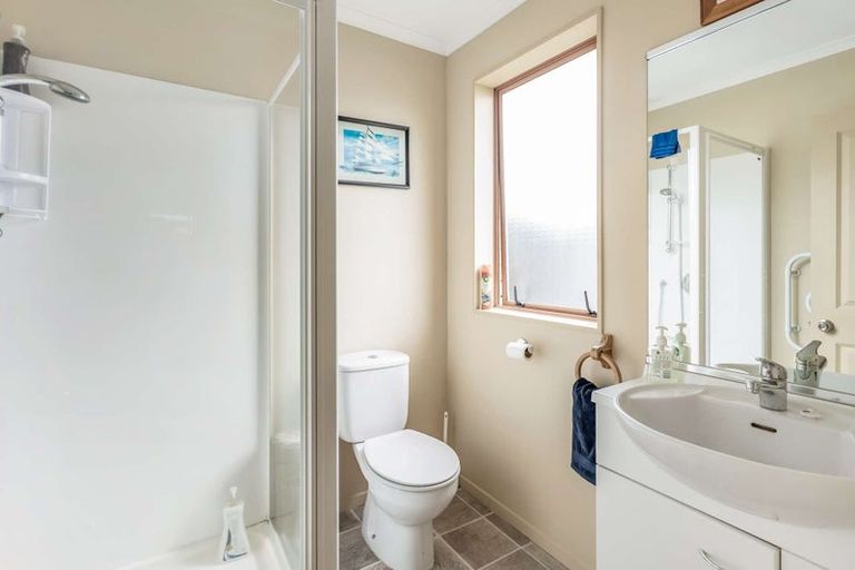 Photo of property in 47 Cholmondeley Crescent, Whitianga, 3510