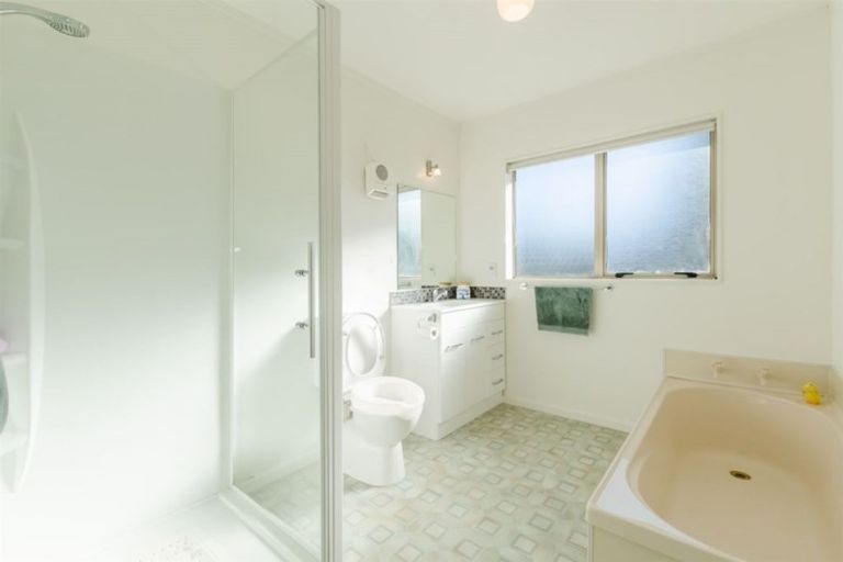 Photo of property in 7a Leigh Place, Paraparaumu Beach, Paraparaumu, 5032