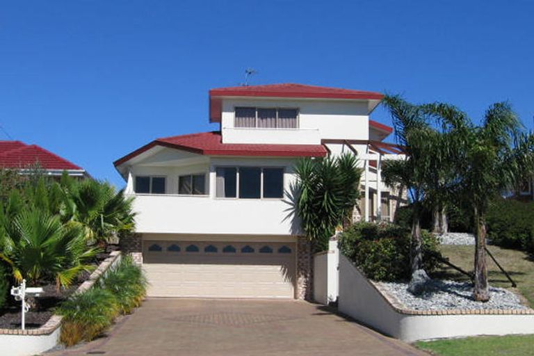 Photo of property in 23 Kokiri Street, Te Atatu South, Auckland, 0610