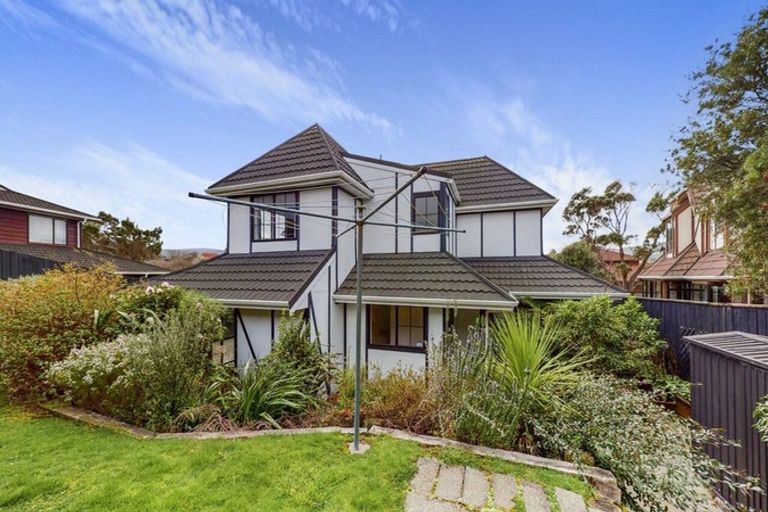 Photo of property in 45 Burbank Crescent, Churton Park, Wellington, 6037