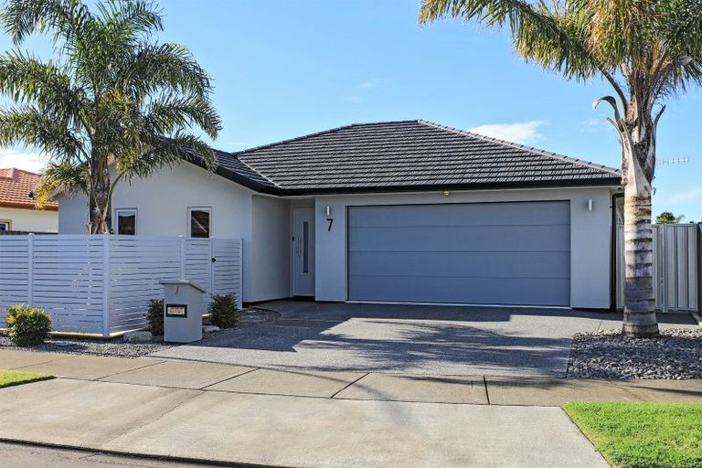 Photo of property in 7 Onyx Place, Awatoto, Napier, 4110