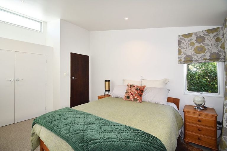 Photo of property in 9 Domain Crescent, Muriwai, Waimauku, 0881