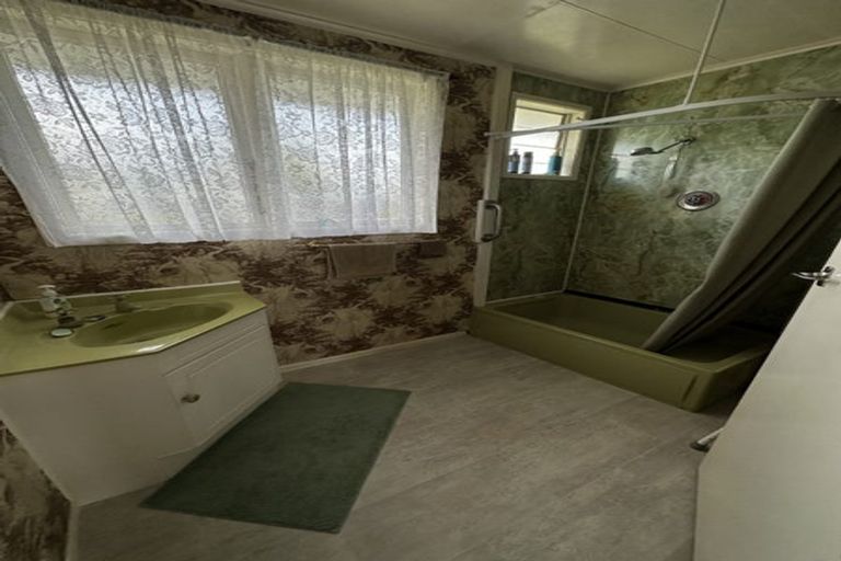 Photo of property in 22 Thompson Street, Tokoroa, 3420