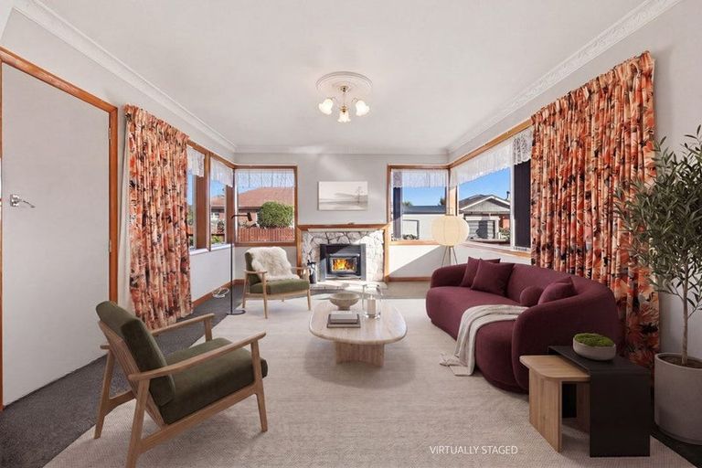 Photo of property in 132 Macandrew Road, South Dunedin, Dunedin, 9012