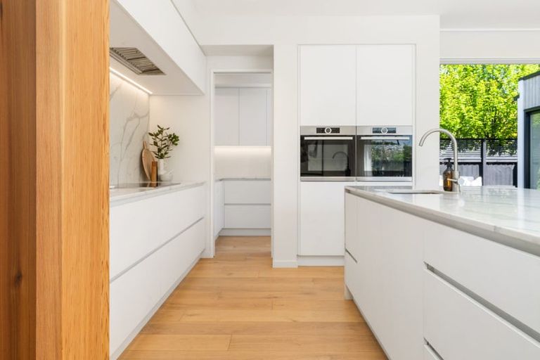 Photo of property in 34d Glandovey Road, Fendalton, Christchurch, 8052