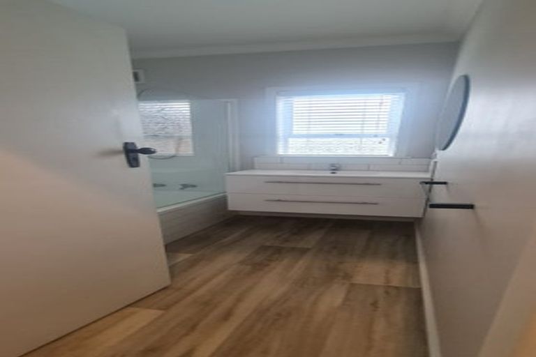 Photo of property in 438 Gloucester Street, Taradale, Napier, 4112