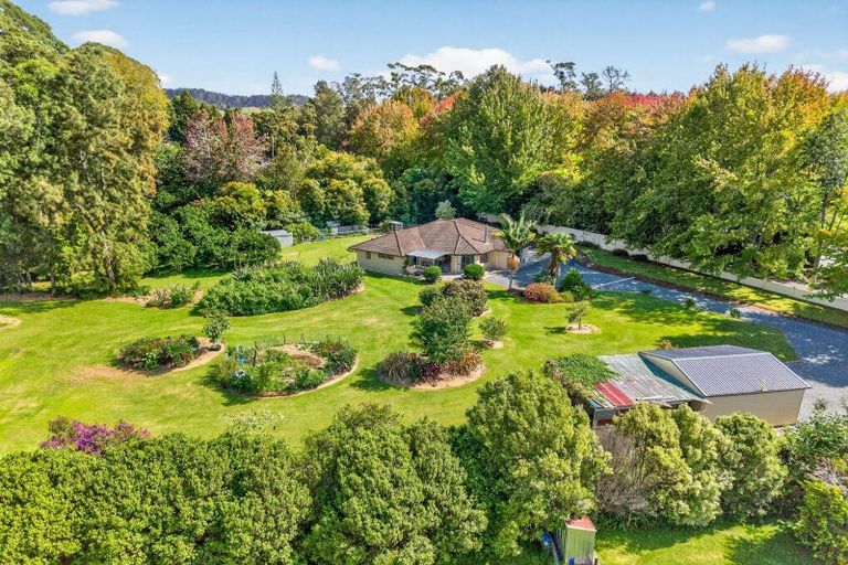 Photo of property in 725c Puketona Road, Haruru, 0204