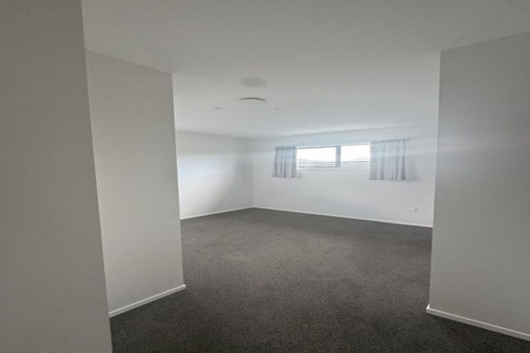 Photo of property in 25 Cassin Place, Taradale, Napier, 4112