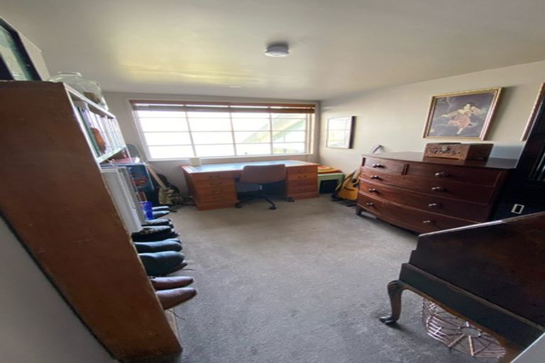 Photo of property in 779 Whangaparaoa Road, Manly, Whangaparaoa, 0930
