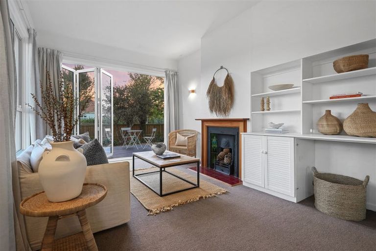 Photo of property in 87 Edward Avenue, Edgeware, Christchurch, 8013