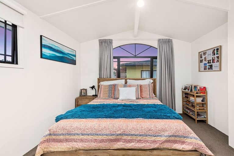 Photo of property in 19 Clover Drive, Henderson, Auckland, 0610