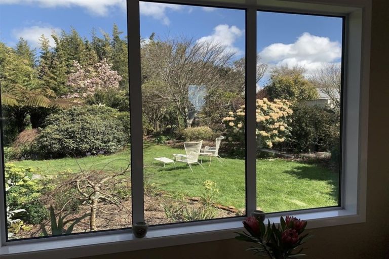 Photo of property in 25 Portia Street, Stratford, 4332