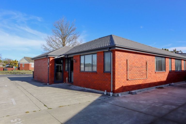 Photo of property in 158a Peverel Street, Riccarton, Christchurch, 8041