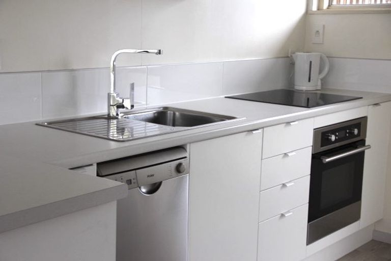 Photo of property in 3/10 Courtenay Street, St Albans, Christchurch, 8014