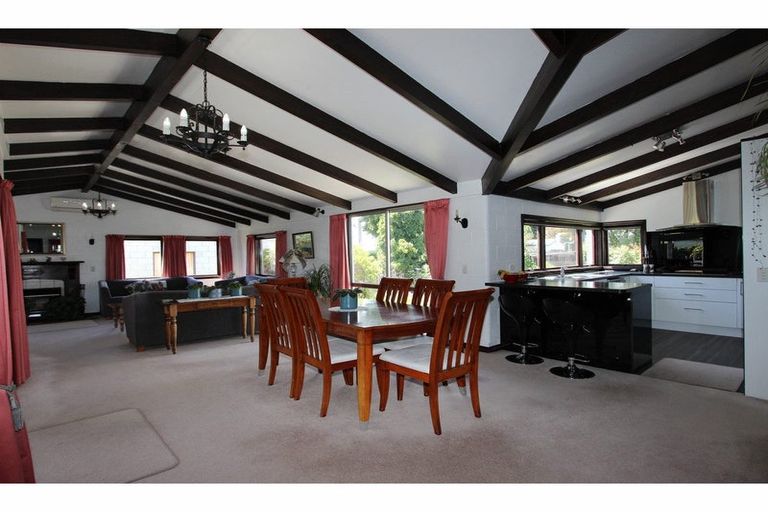 Photo of property in 12 Howick Road, Blenheim, 7201