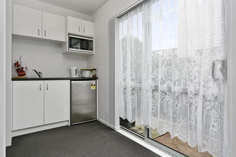 Photo of property in 7u5 Snead Place, Hamilton East, Hamilton, 3216