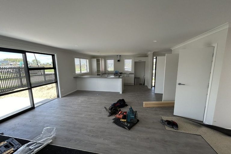 Photo of property in 42 Evergreen Parade, Rosehill, 2113