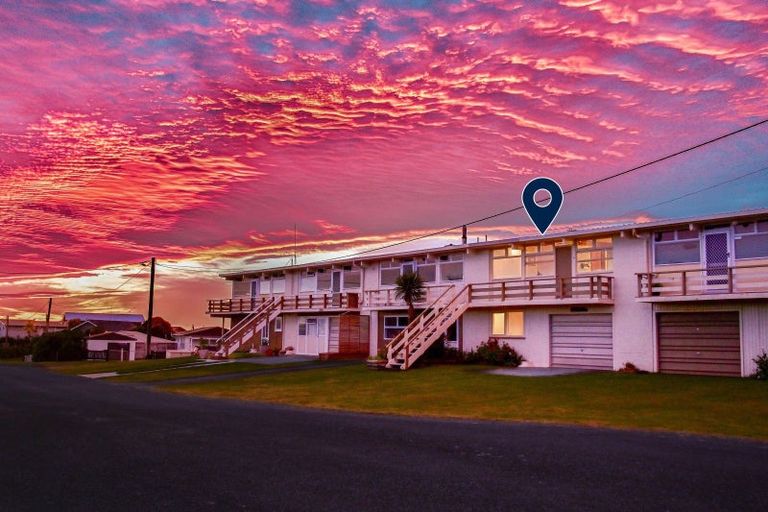 Photo of property in 8d Koura Crescent, Mahia, 4198