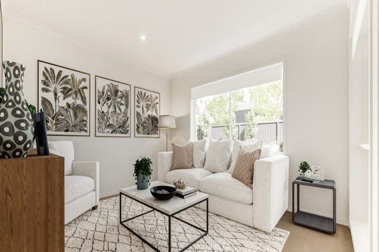 Photo of property in 24 Puwha Street, Massey, 0614