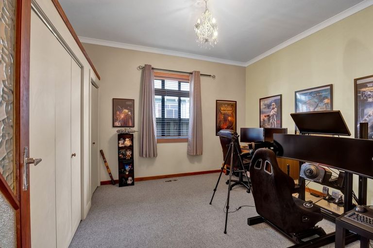 Photo of property in 70 Victoria Street, Hawera, 4610