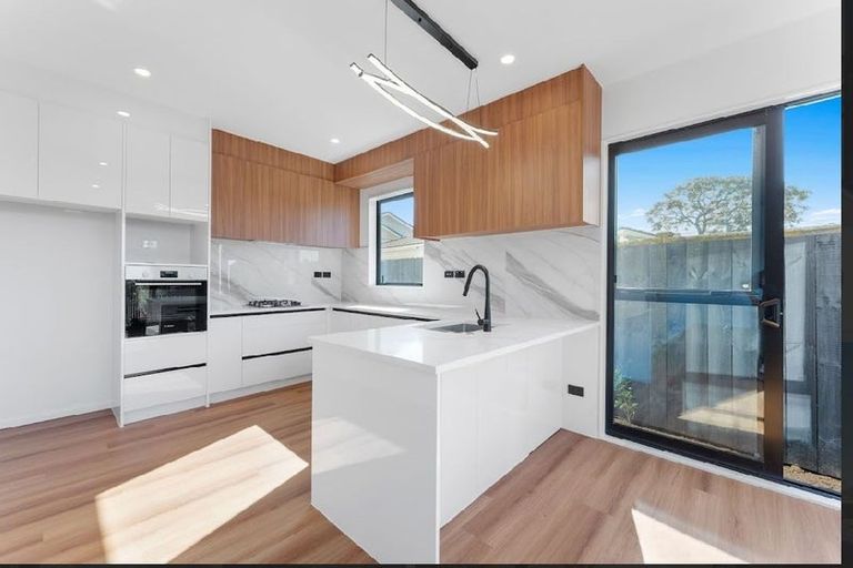 Photo of property in 4b Allen Street, Mangere East, Auckland, 2024