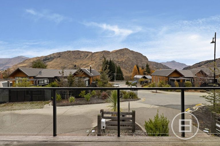 Photo of property in 3 Phoenix Lane, Arthurs Point, Queenstown, 9371